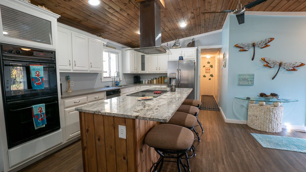 Photo of Kitchen in Townville