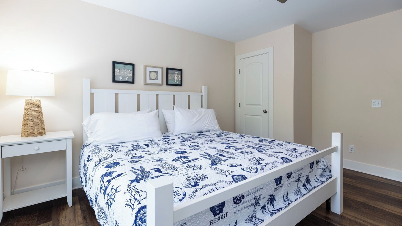 Photo of Bedroom in North Forest Beach