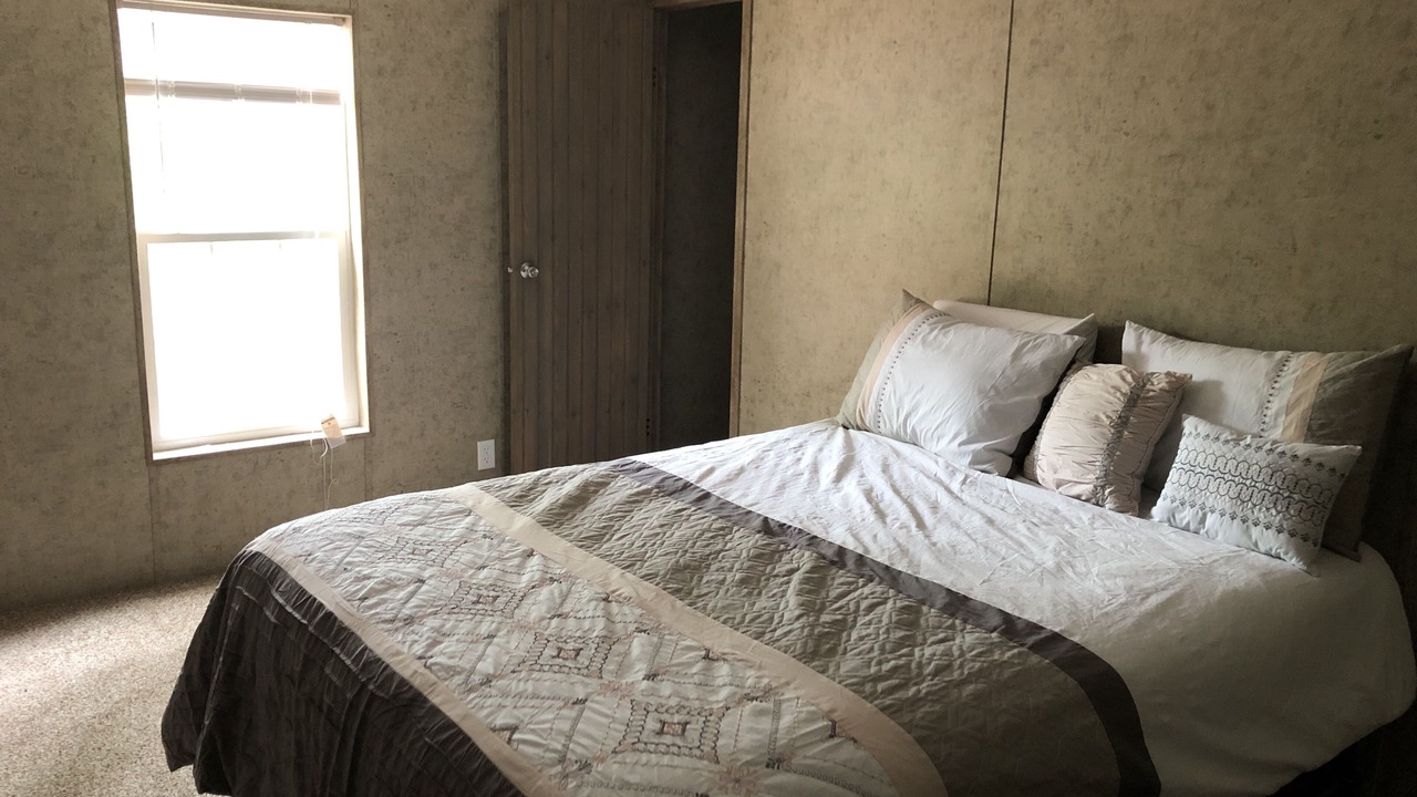 Photo of Bedroom in West Union