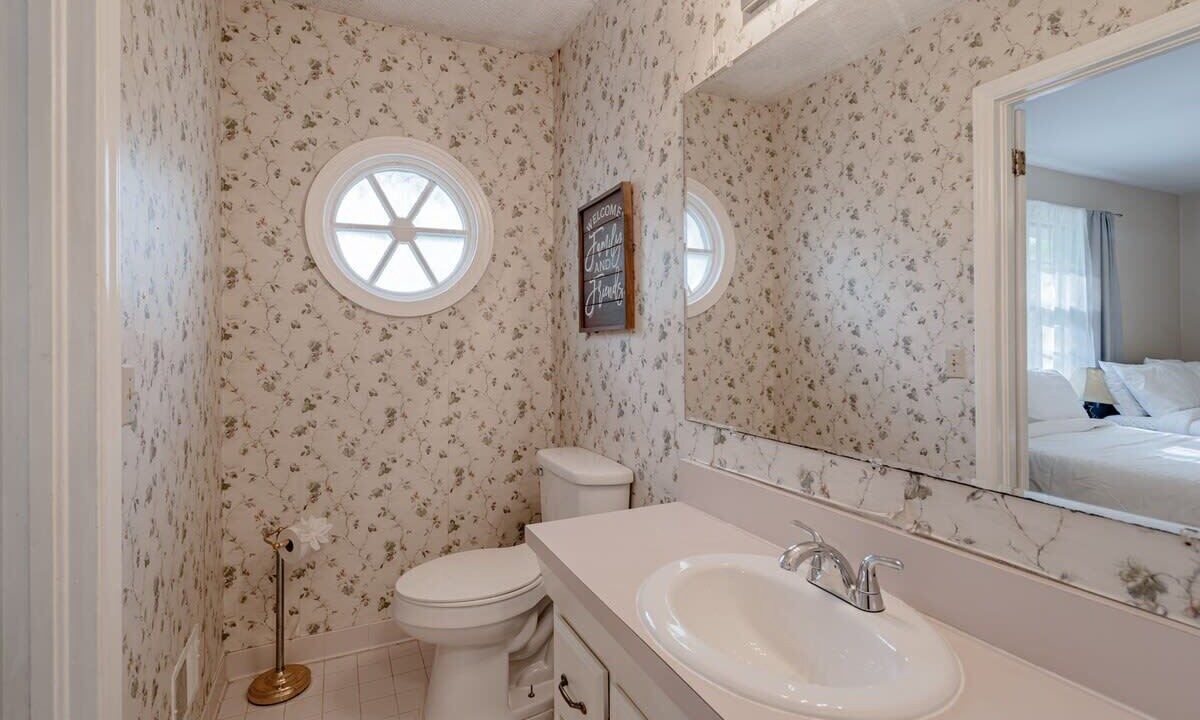 Photo of Bathroom in Forest Acres