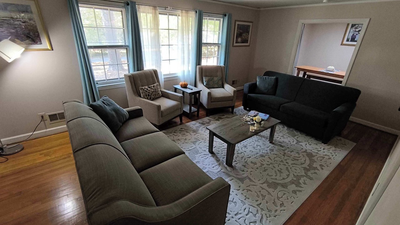 Photo of Bedroom in Forest Acres