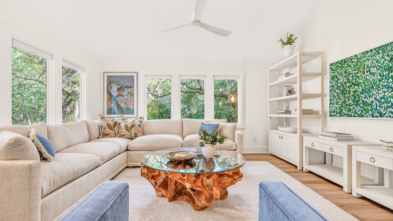 Photo of Livingroom in Oceanside