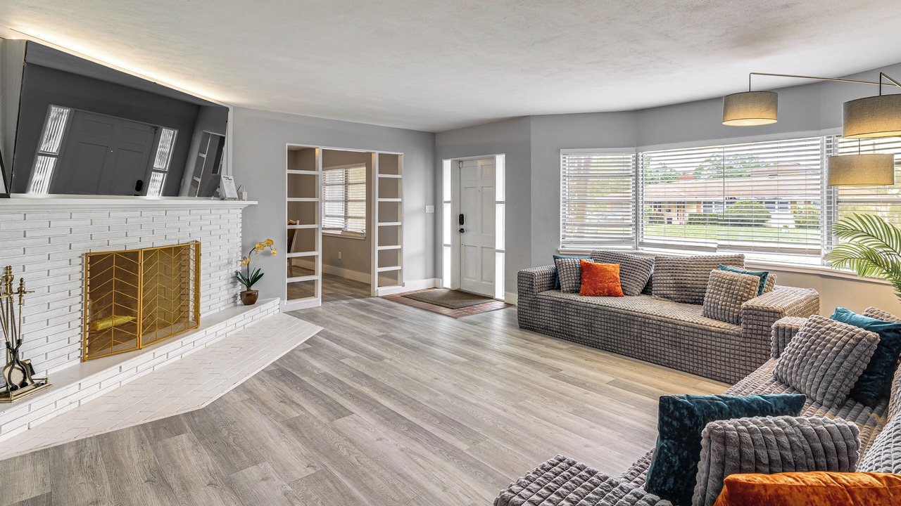 Photo of Livingroom in Winter Haven