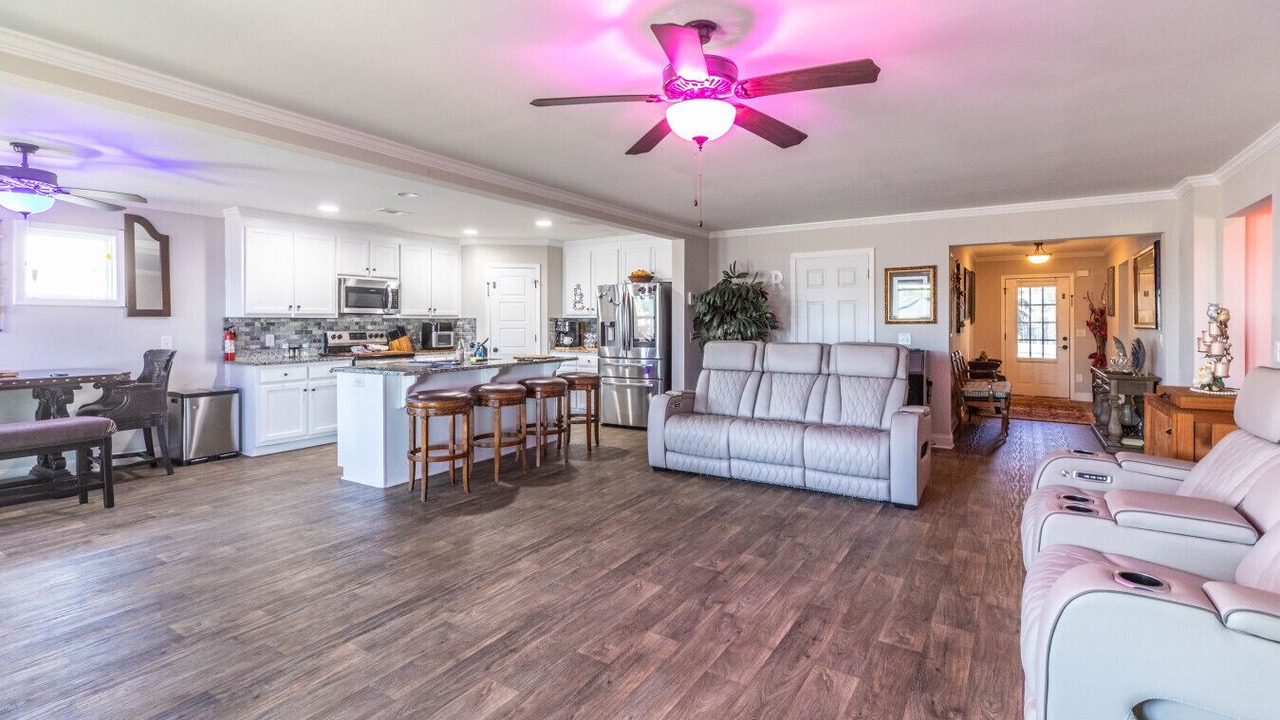 Photo of Livingroom in Farmington