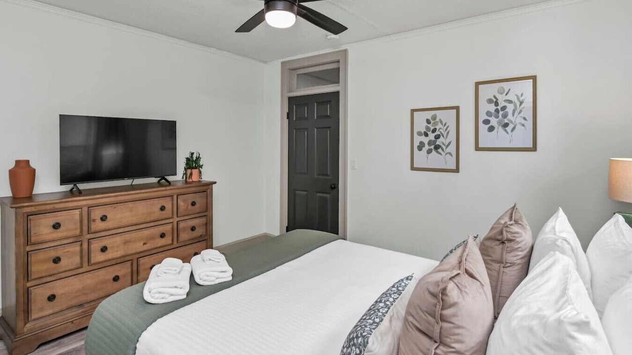 Photo of Bedroom in Columbia