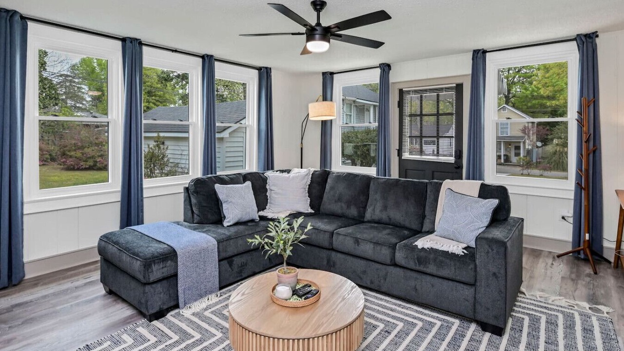 Photo of Livingroom in Columbia