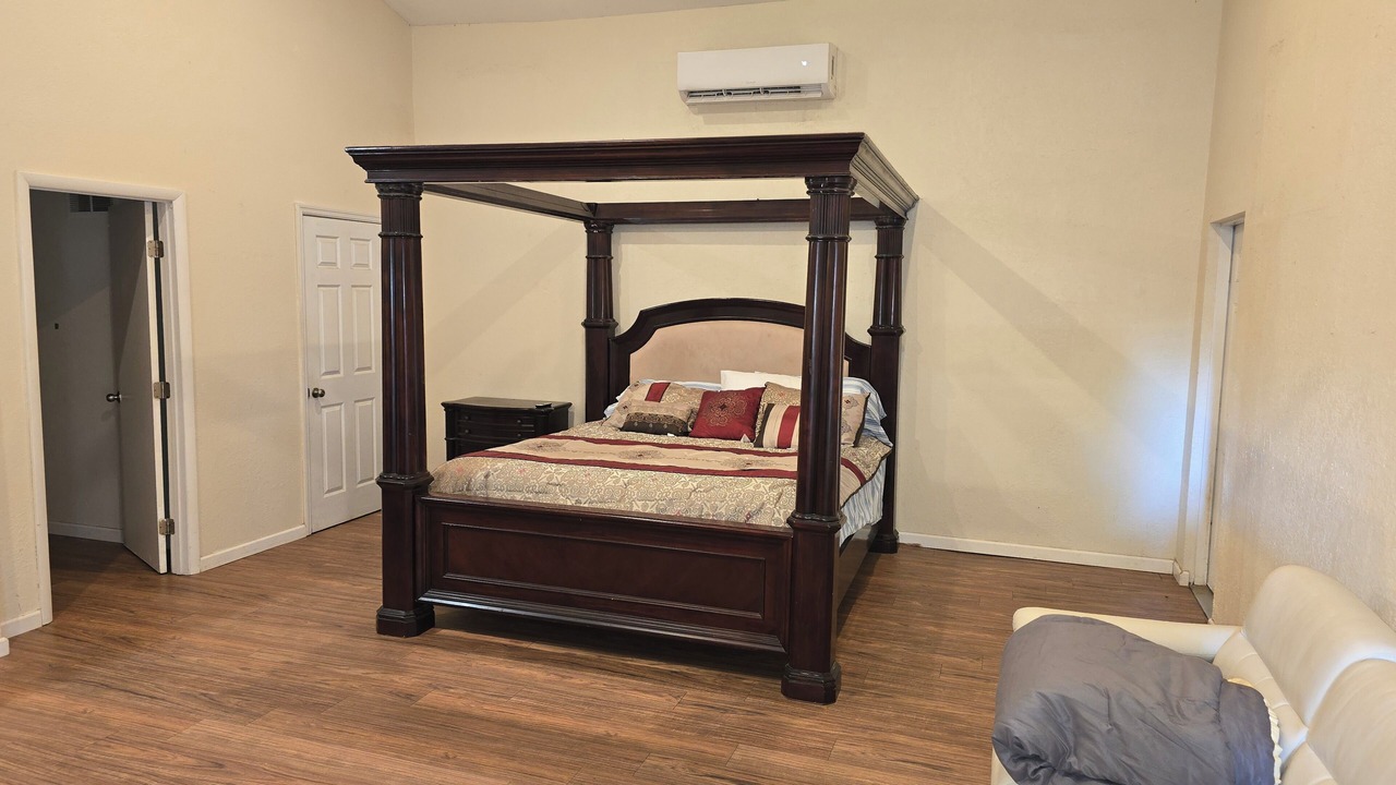 Photo of Bedroom in Plant City