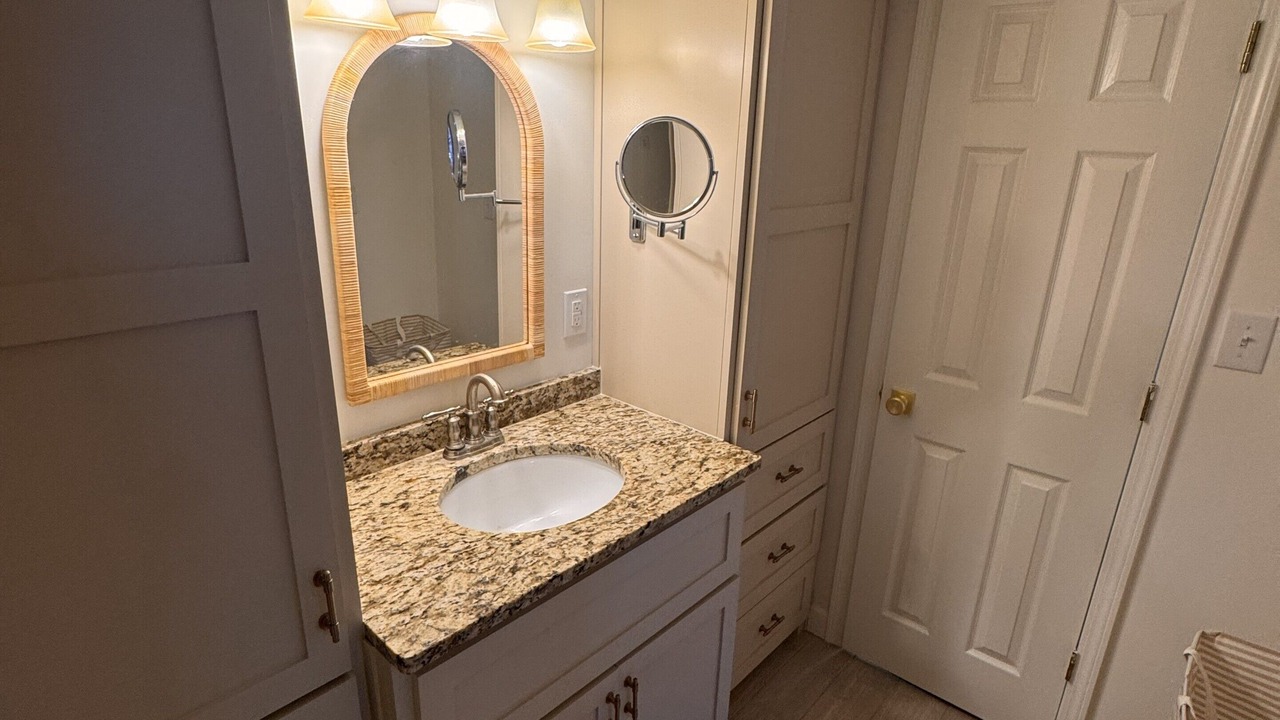 Photo of Bathroom in Midway