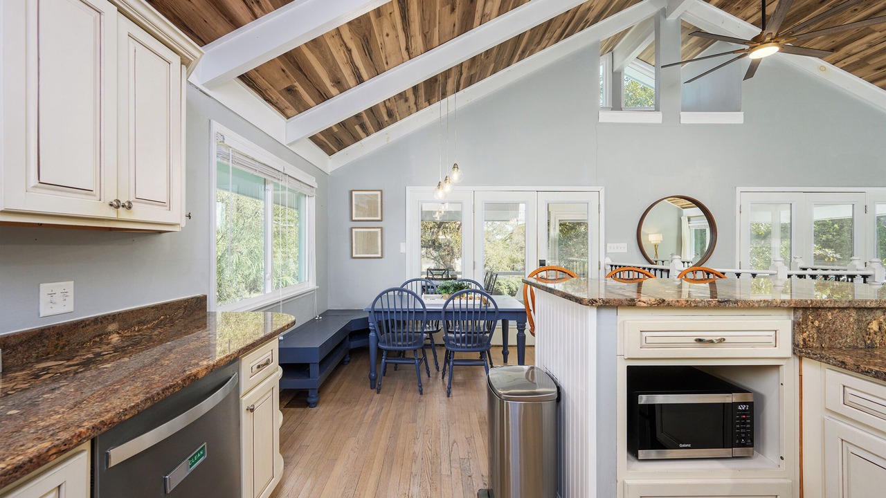 Photo of Kitchen in Folly Field