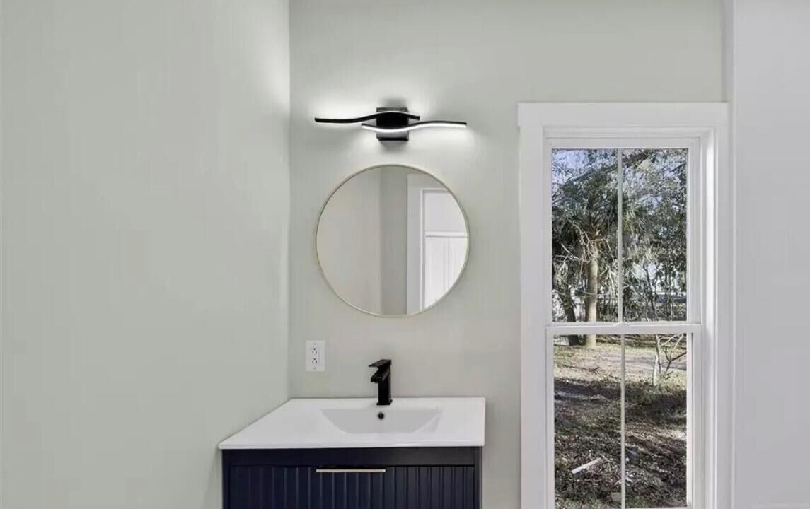 Photo of Bathroom in Pembroke