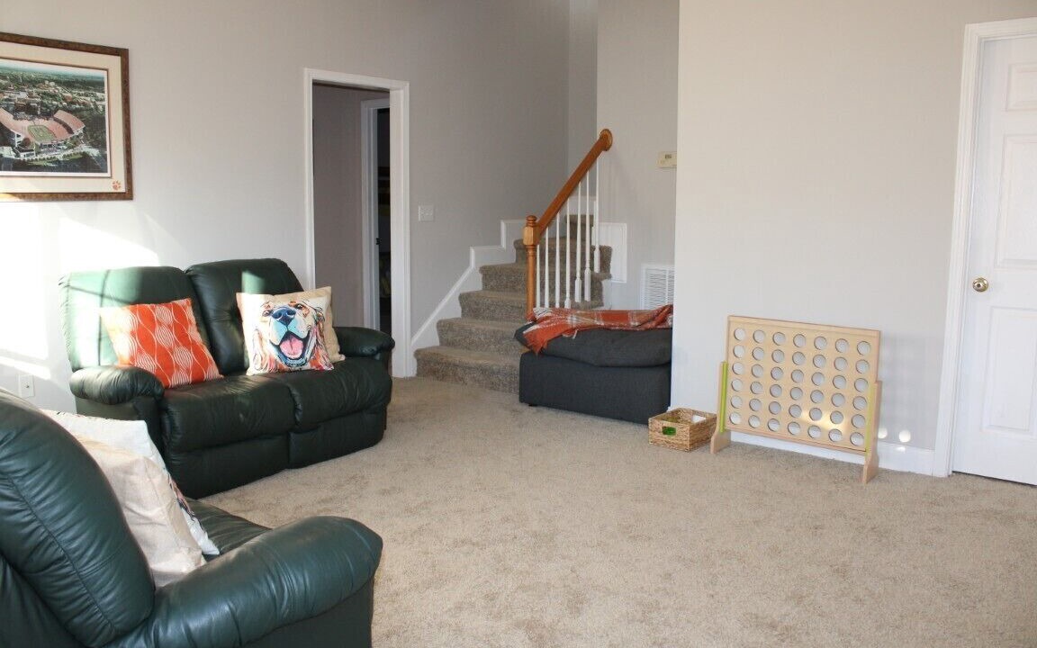 Photo of Livingroom in Seneca