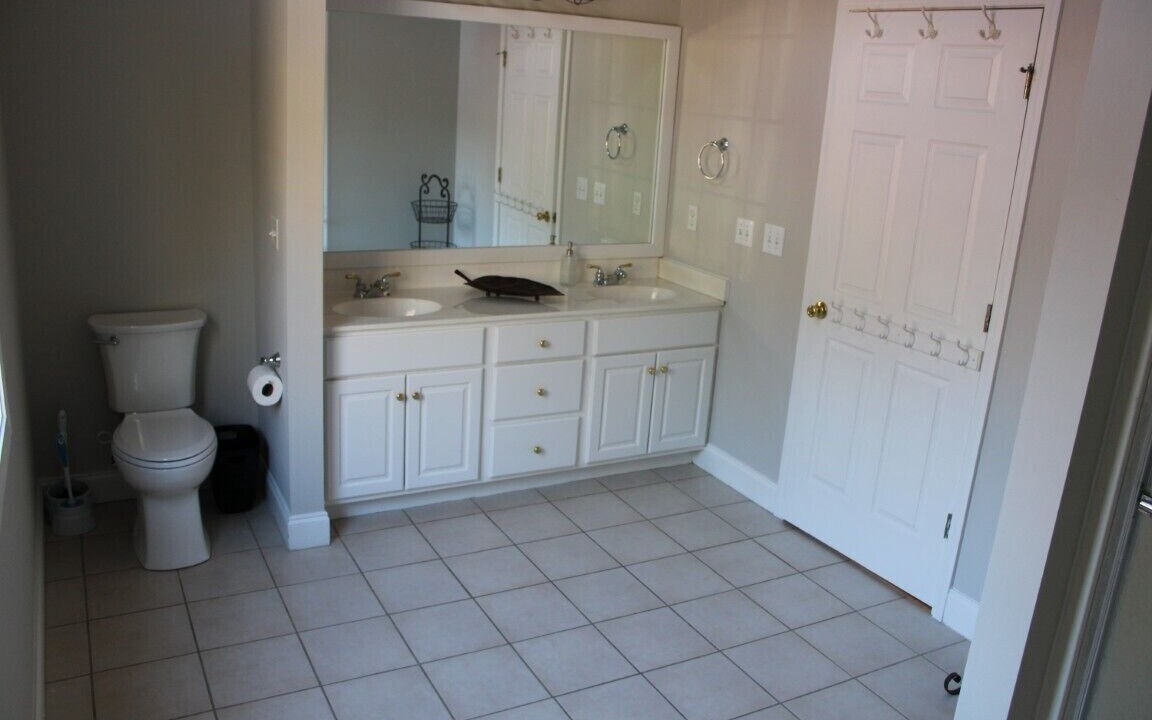 Photo of Bathroom in Seneca