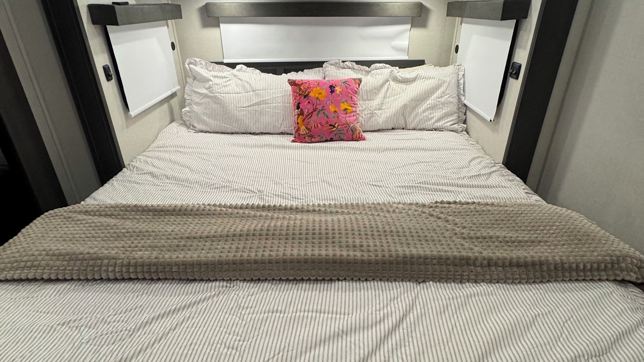 Photo of Bedroom in Hahira