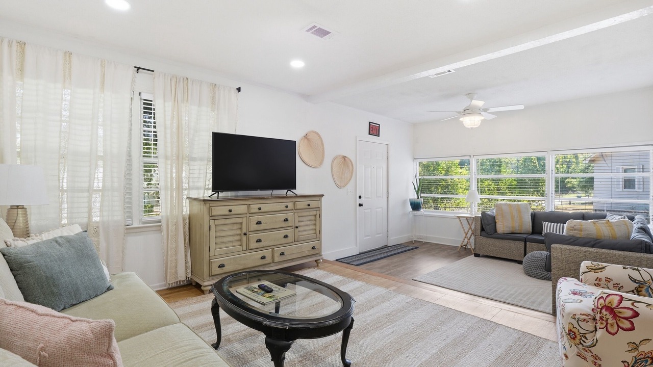 Photo of Livingroom in Beaufort