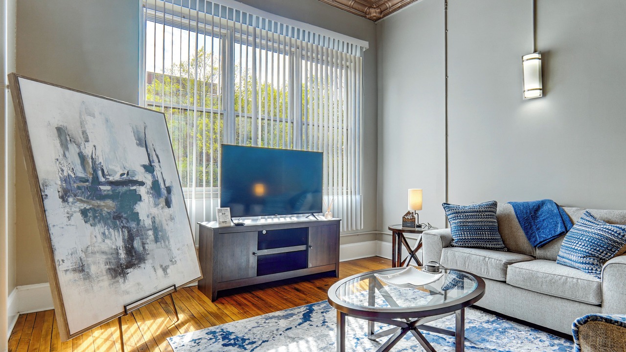 Photo of Livingroom in Terry Sanford