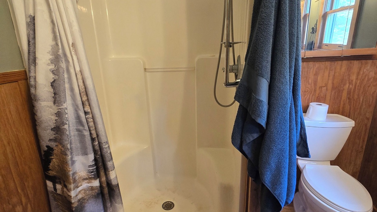 Photo of Bathroom in Unaka