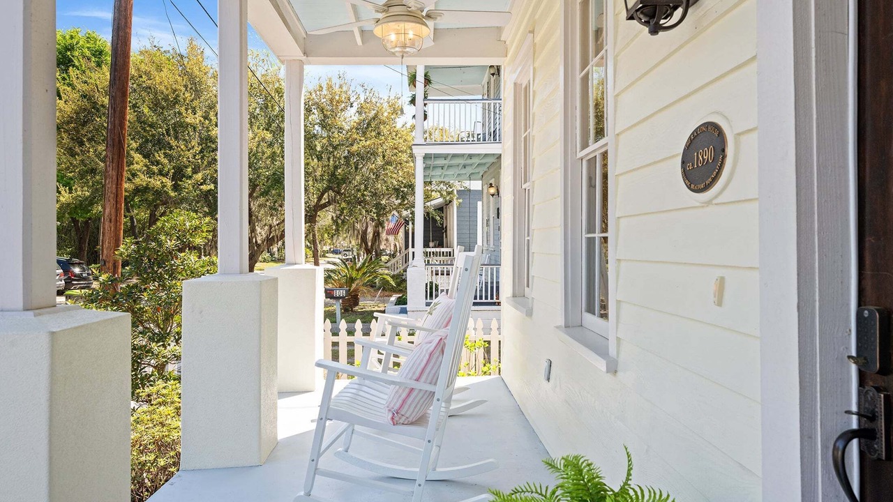 Photo of Patio Balcony in The Old Commons