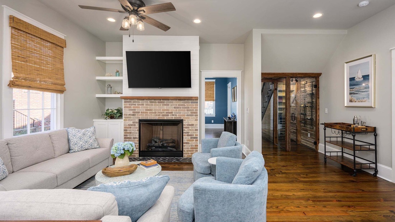 Photo of Livingroom in The Old Commons