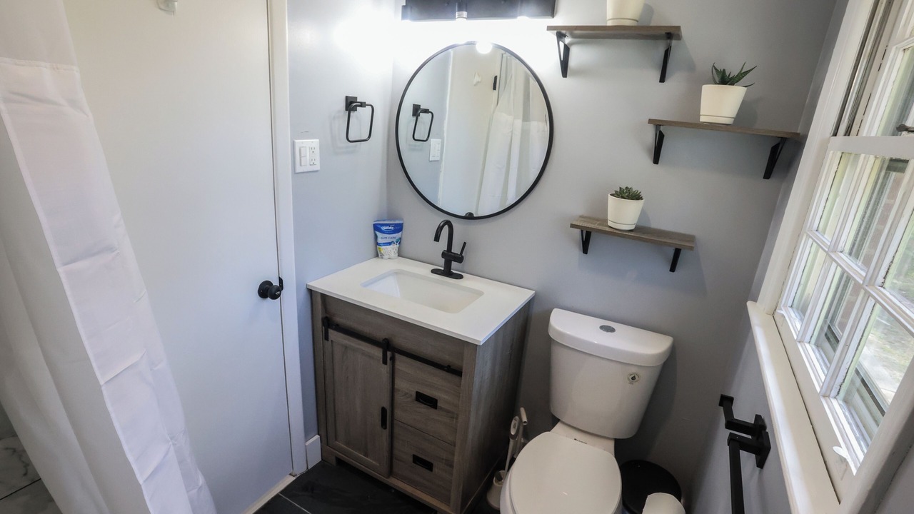 Photo of Bathroom in Gracewood