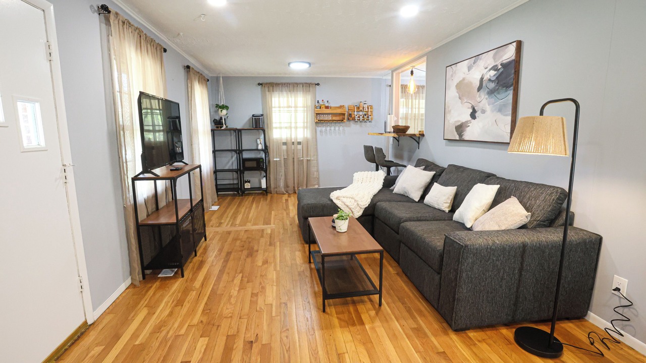 Photo of Livingroom in Gracewood