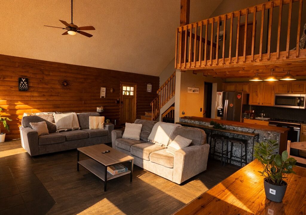 Photo of Livingroom in Anderson