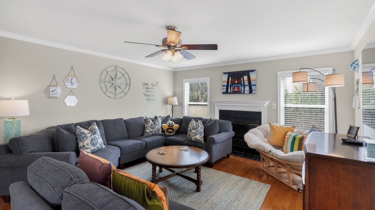 Photo of Livingroom in Tybee Island