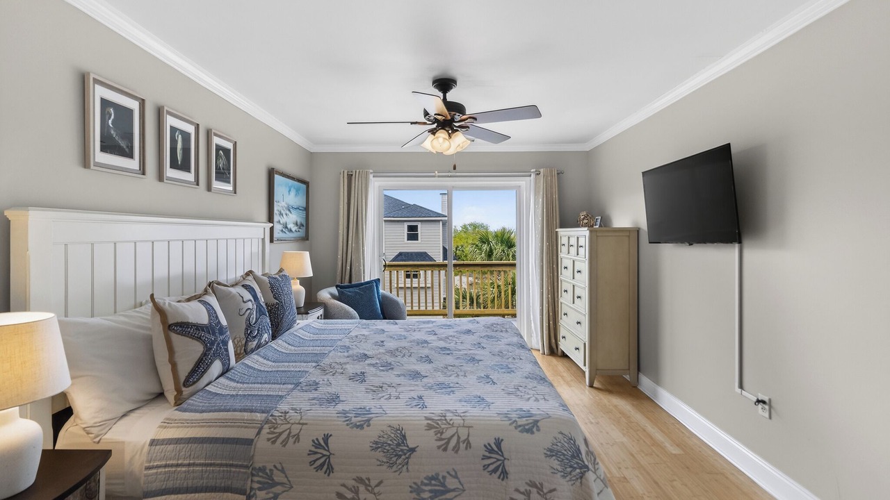 Photo of Bedroom in Tybee Island