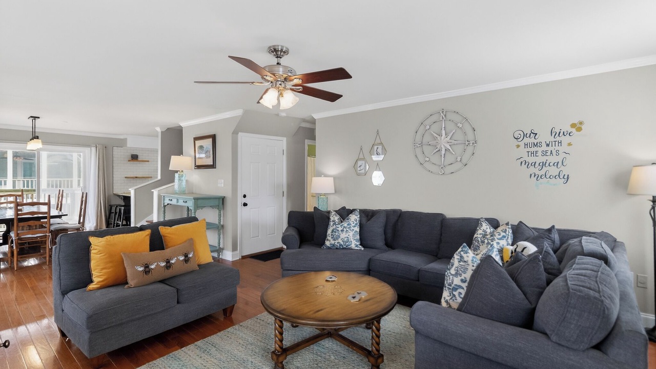 Photo of Livingroom in Tybee Island