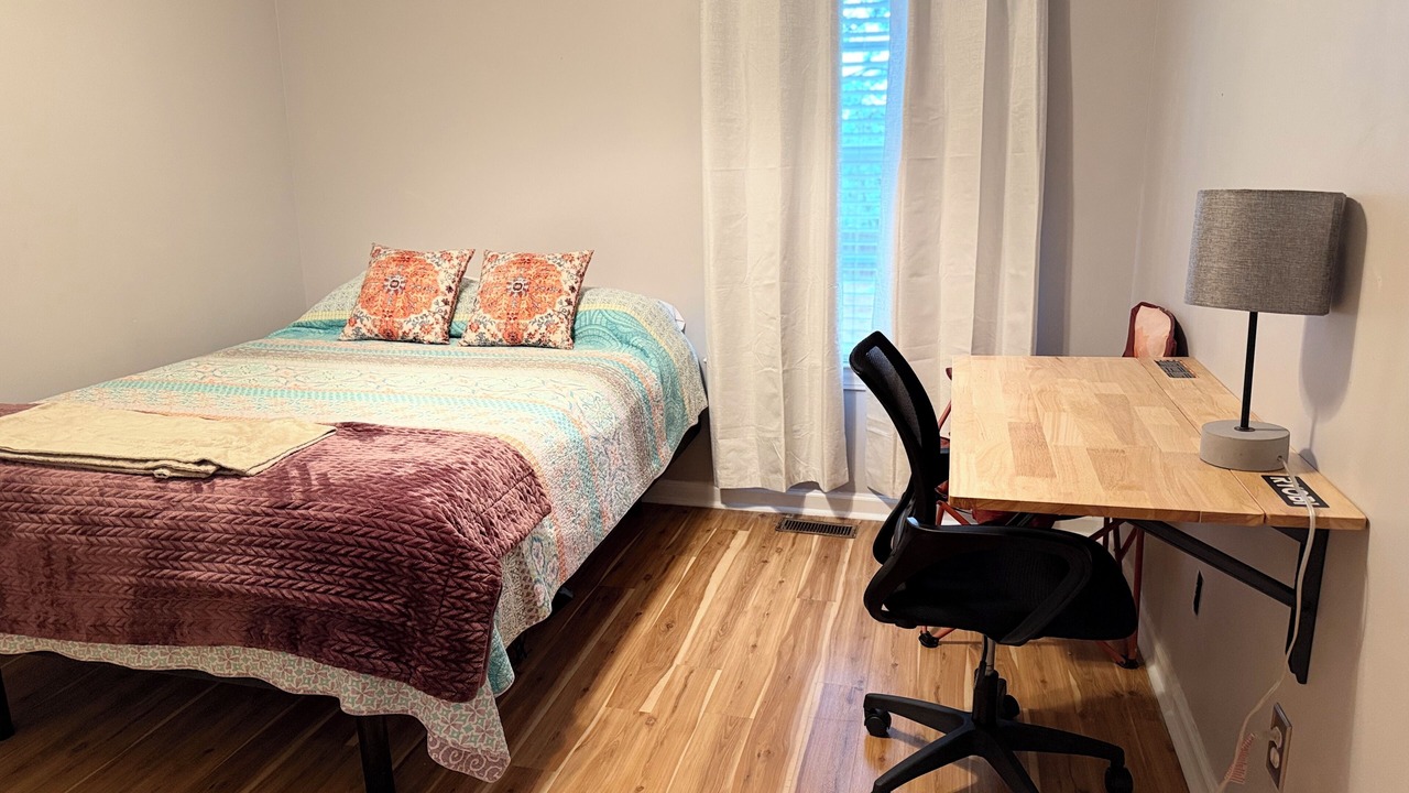 Photo of Bedroom in Huntcliff