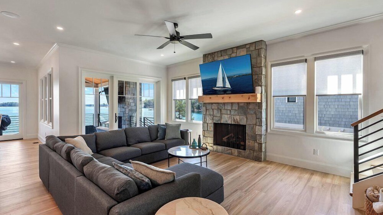 Photo of Livingroom in Seneca