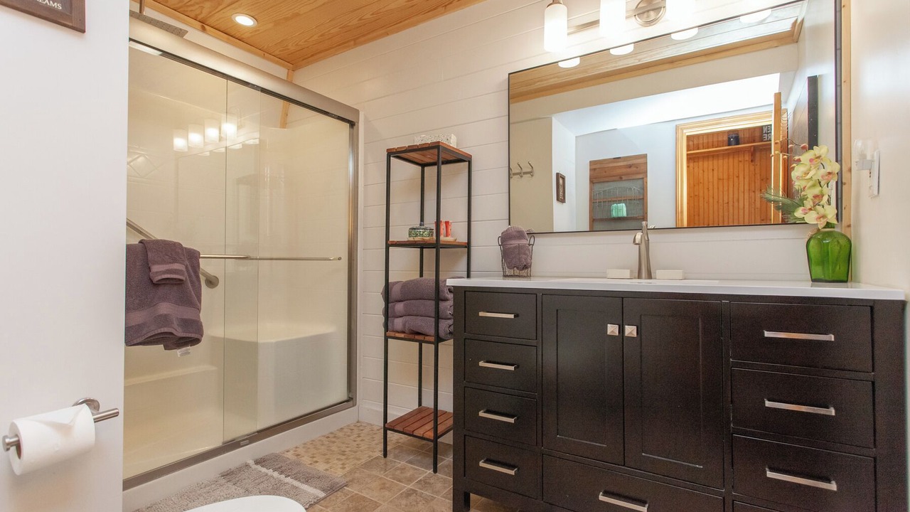 Photo of Bathroom in Robbinsville