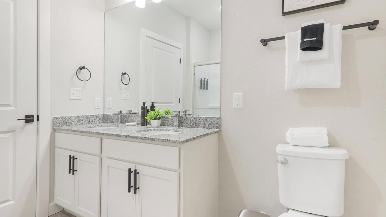 Photo of Bathroom in Beaufort