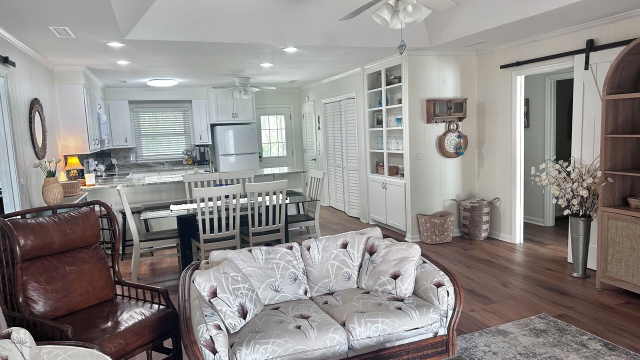 Photo of Livingroom in Edisto Island