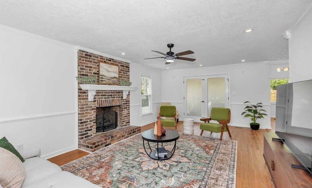 Photo of Livingroom in Martinez