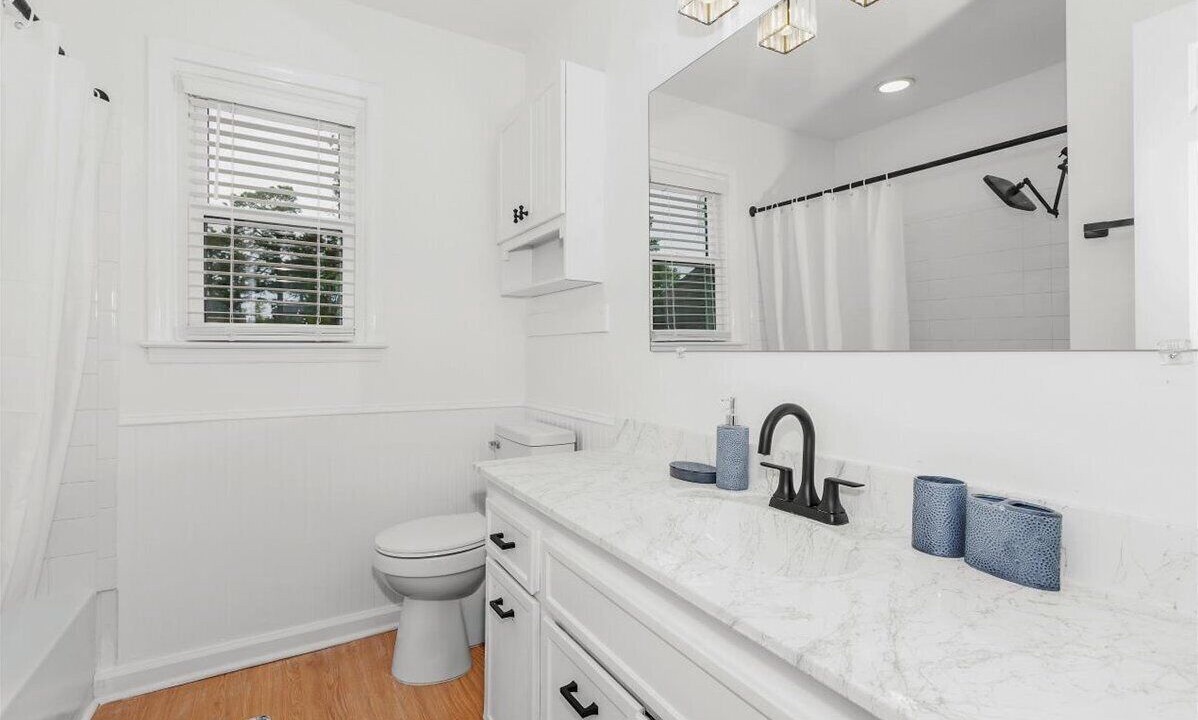 Photo of Bathroom in Martinez