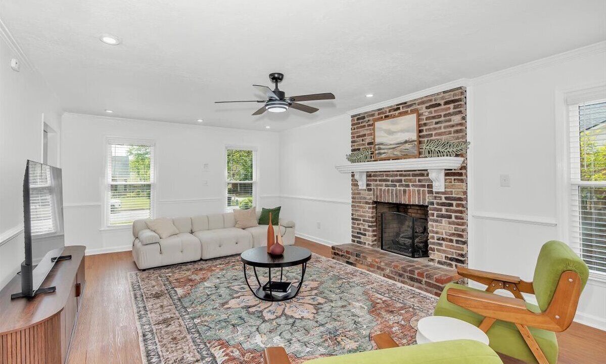 Photo of Livingroom in Martinez