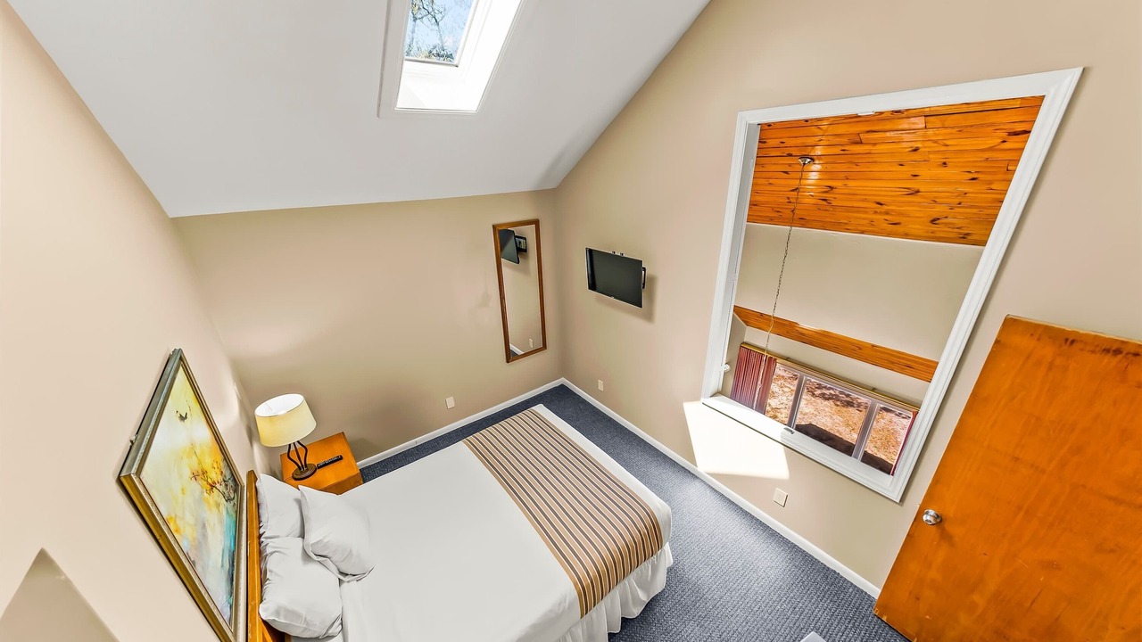 Photo of Bedroom in Fairfield Harbour