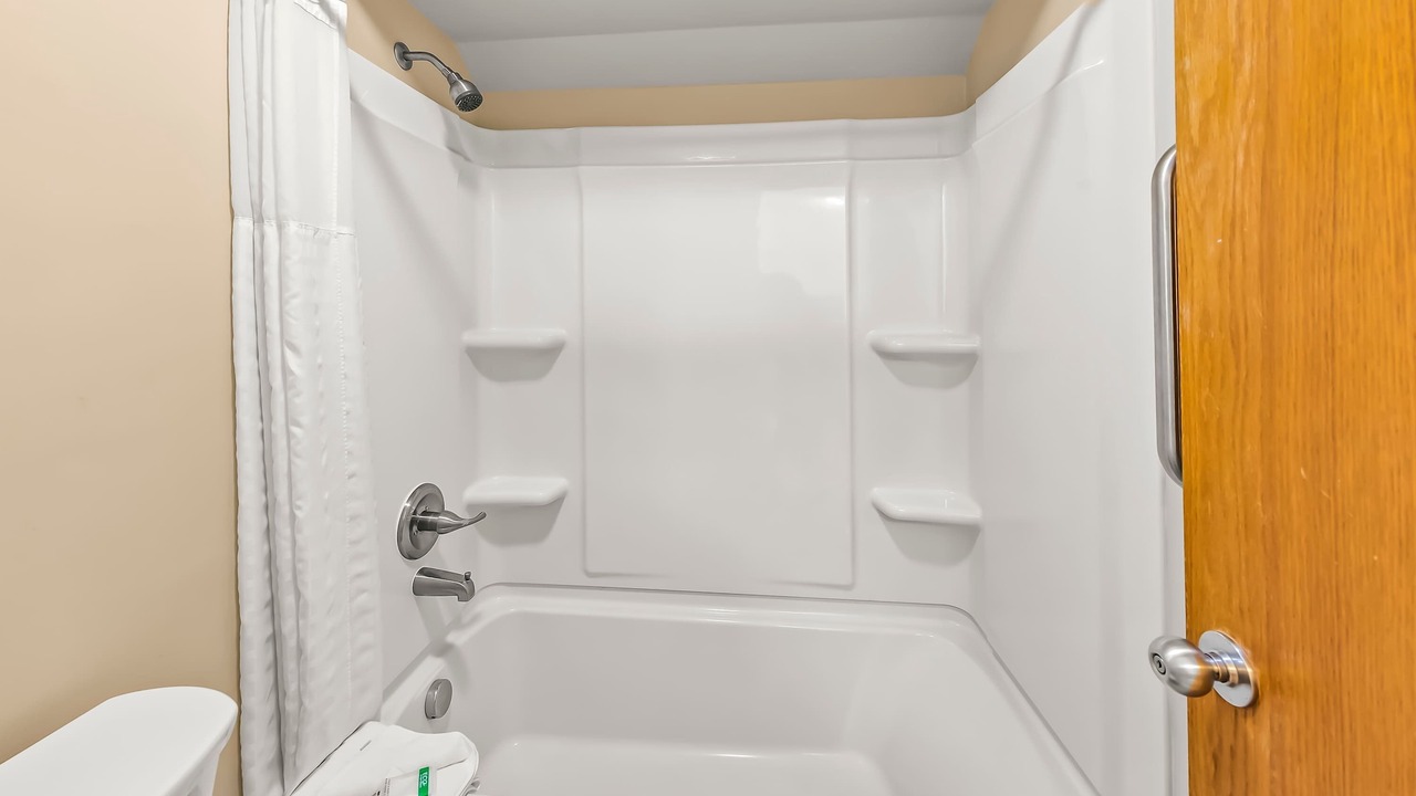 Photo of Bathroom in Fairfield Harbour