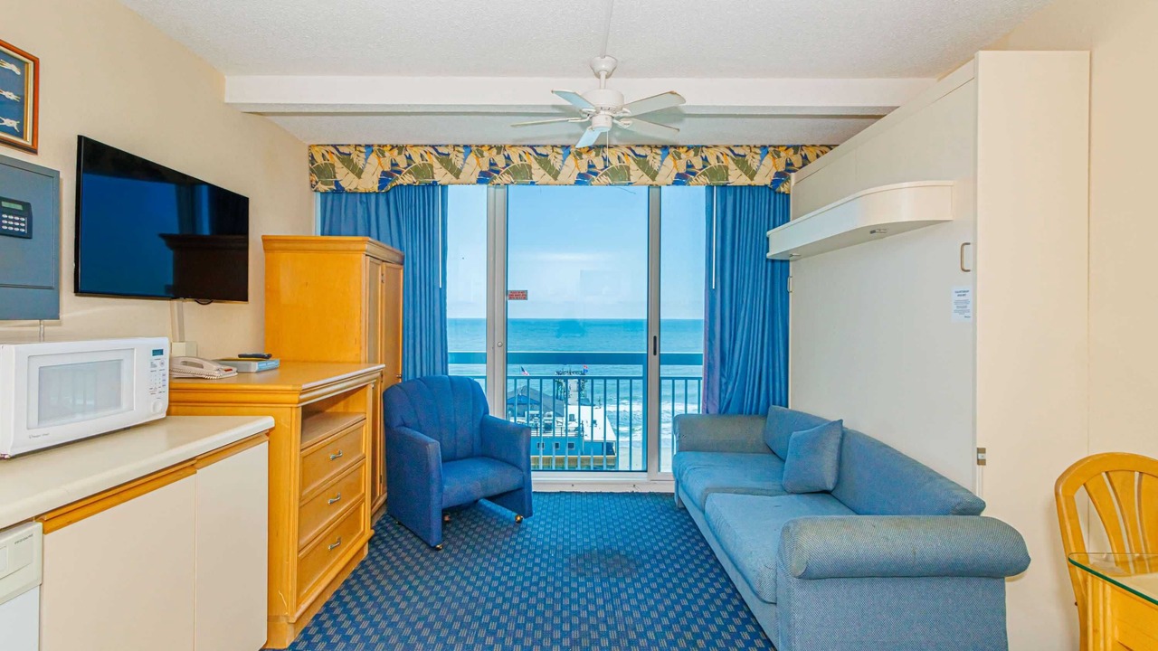 Photo of Livingroom in Downtown Myrtle Beach
