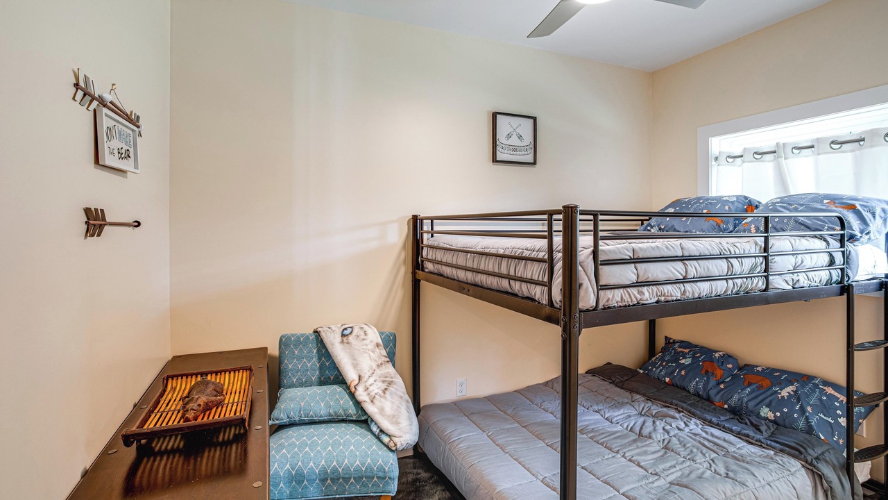 Photo of Bedroom in Greenwood