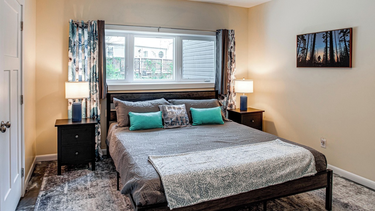 Photo of Bedroom in Greenwood