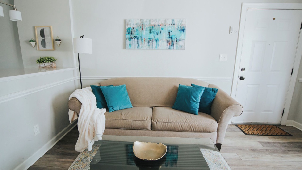 Photo of Livingroom in Downtown
