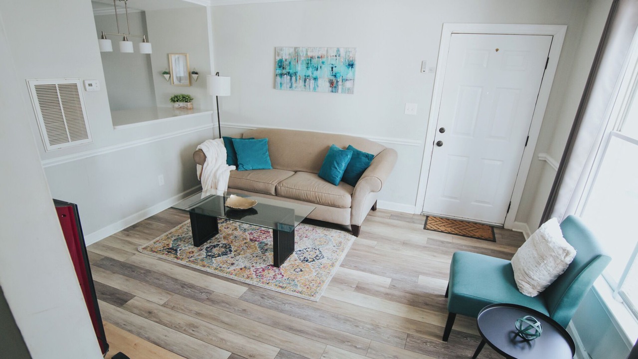 Photo of Livingroom in Downtown
