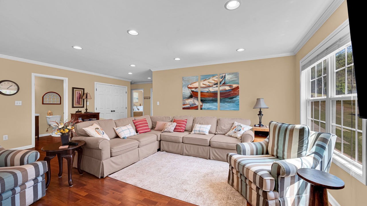 Photo of Livingroom in Anderson