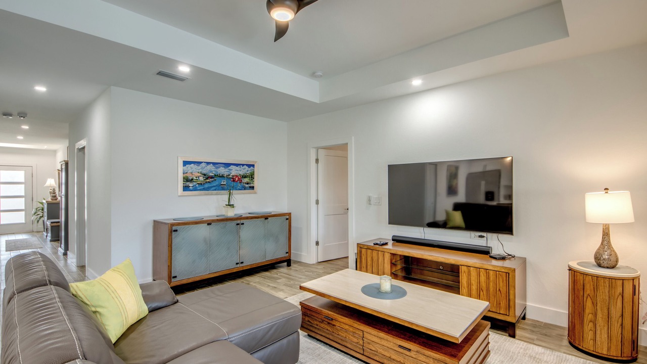 Photo of Livingroom in Mariner