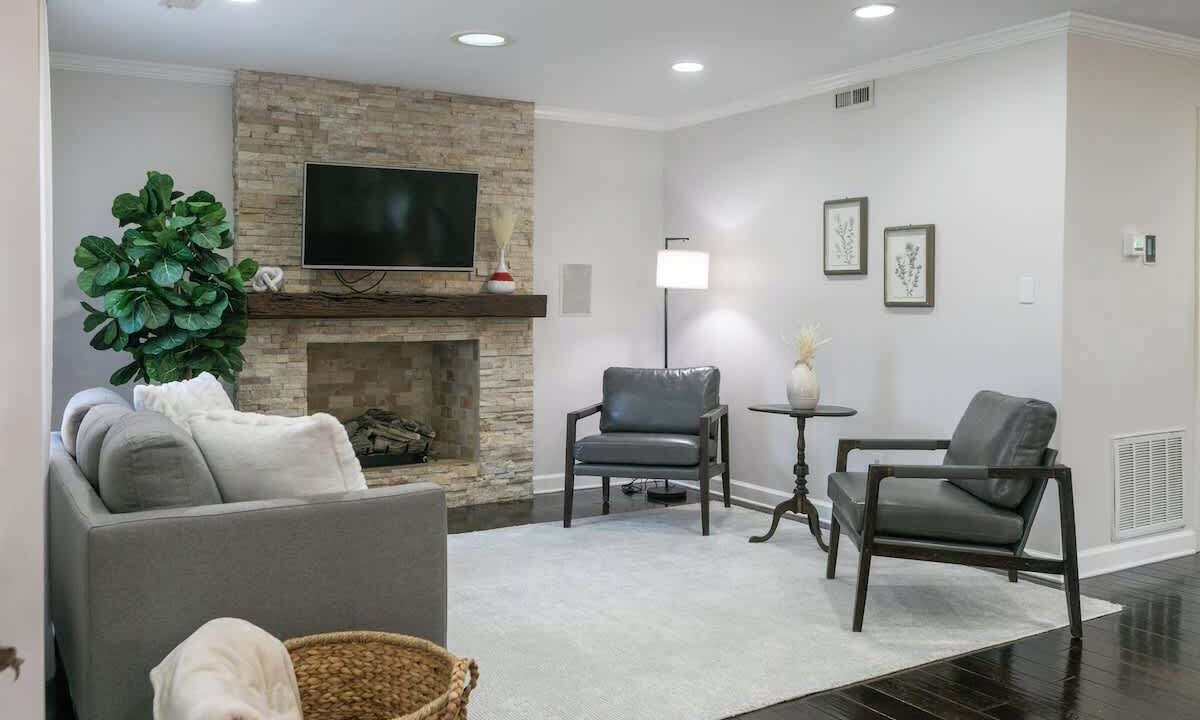 Photo of Livingroom in Charlotte