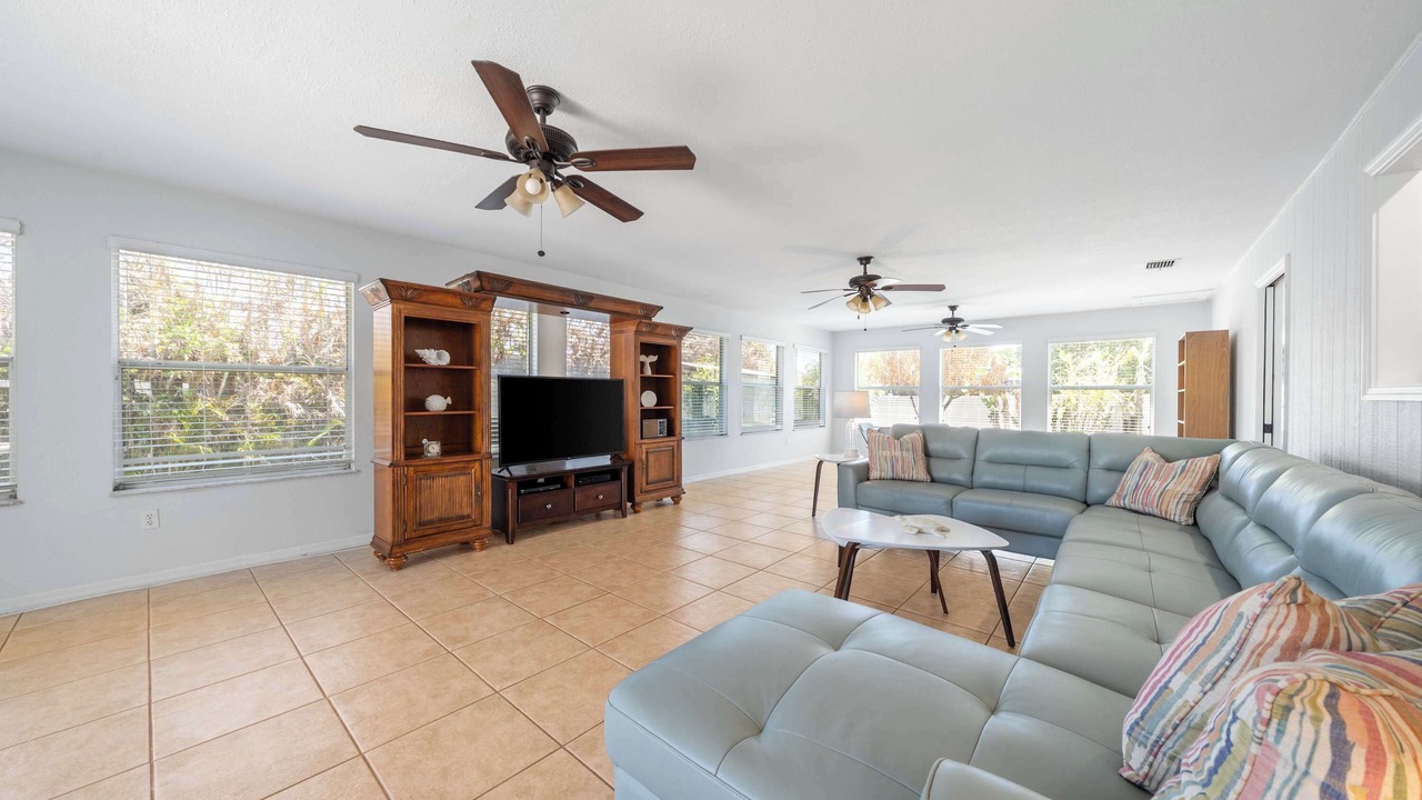 Photo of Livingroom in Sebastian Highlands