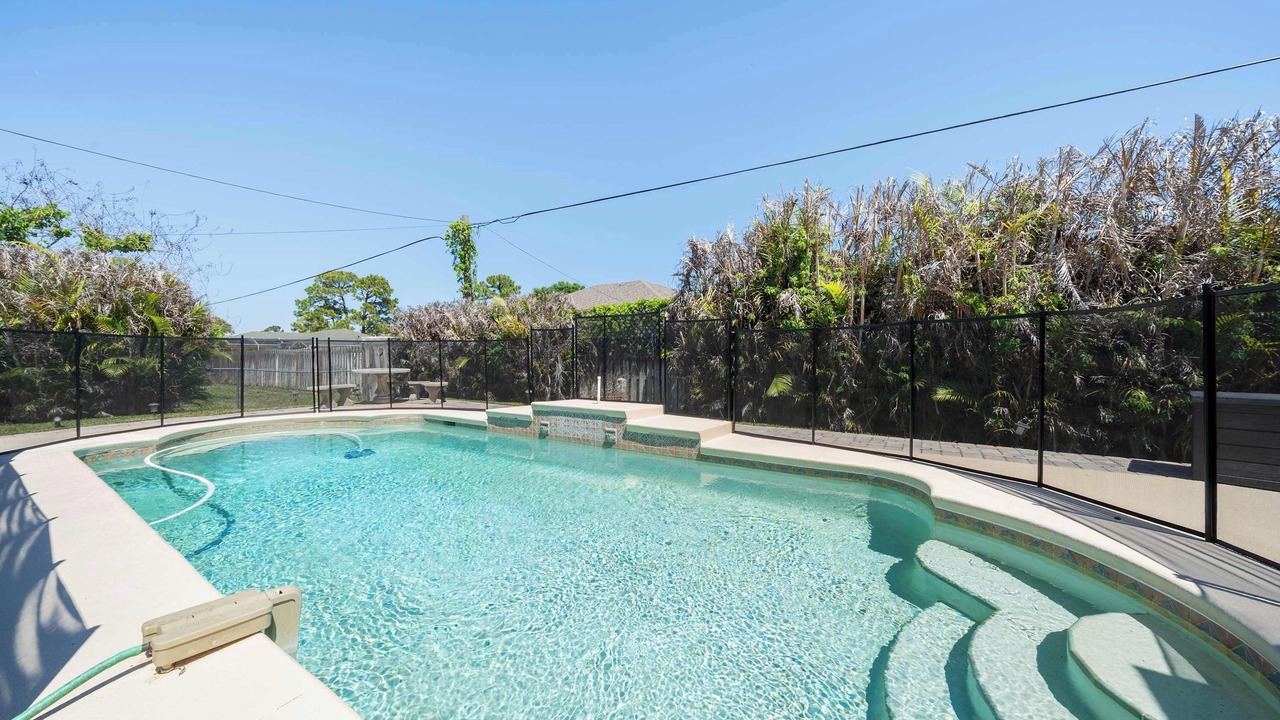Photo of Outdoor in Sebastian Highlands