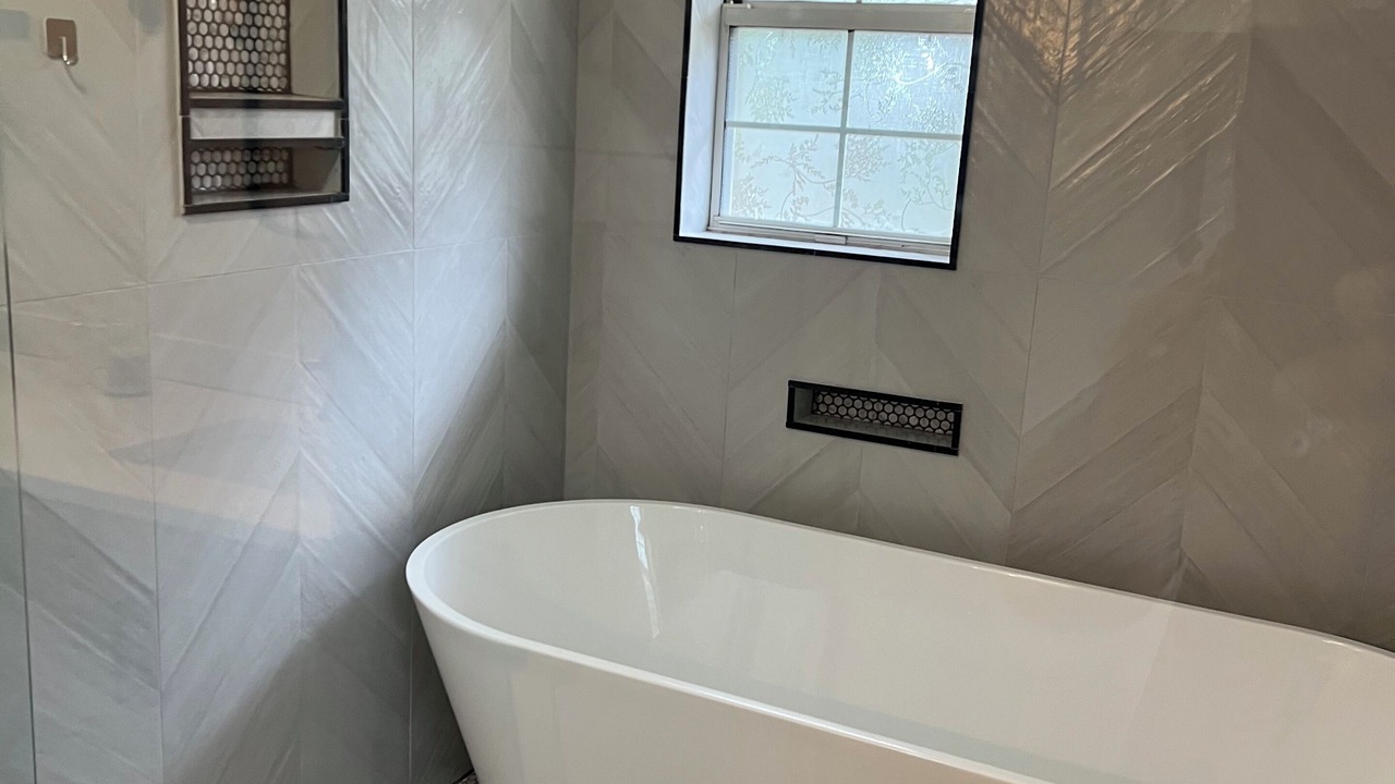 Photo of Bathroom in Midway