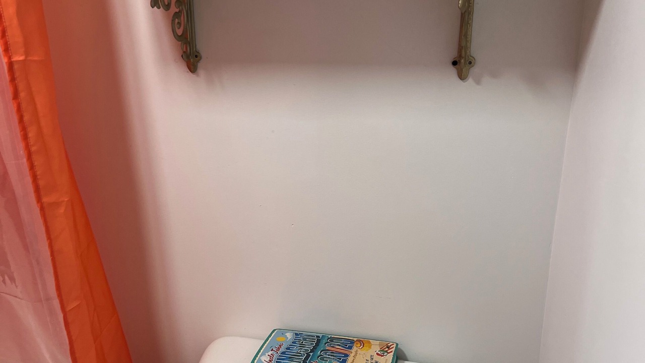 Photo of Bathroom in Midway